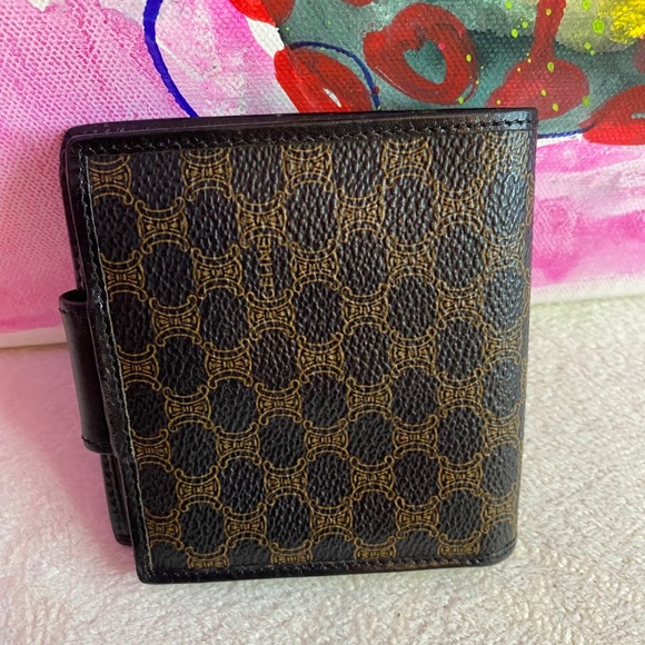 Celine Compact Wallet - Picture 3 of 9